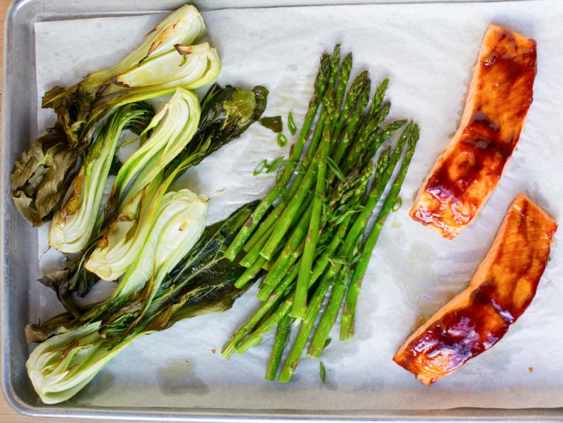 Healthy Bites Recipe: One Tray Glazed Salmon & Bok Choy